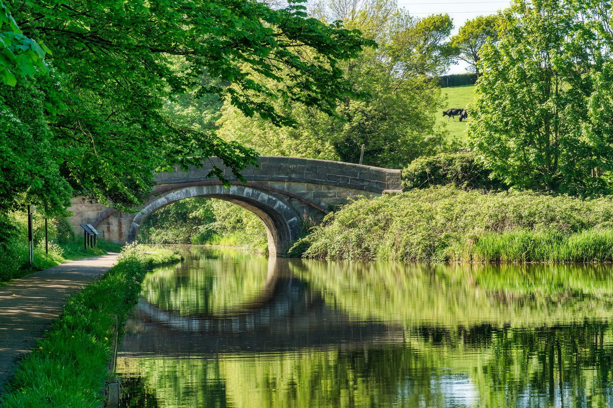 A bridge over the Lancaster canal near Lancaster.