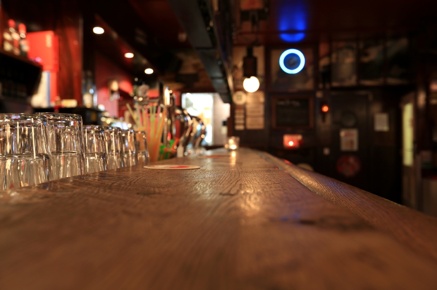 glasses on bar iStock_000057589338_Small